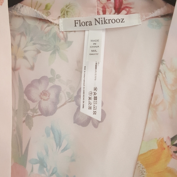 Flora Nikrooz Robe - Picture 4 of 5